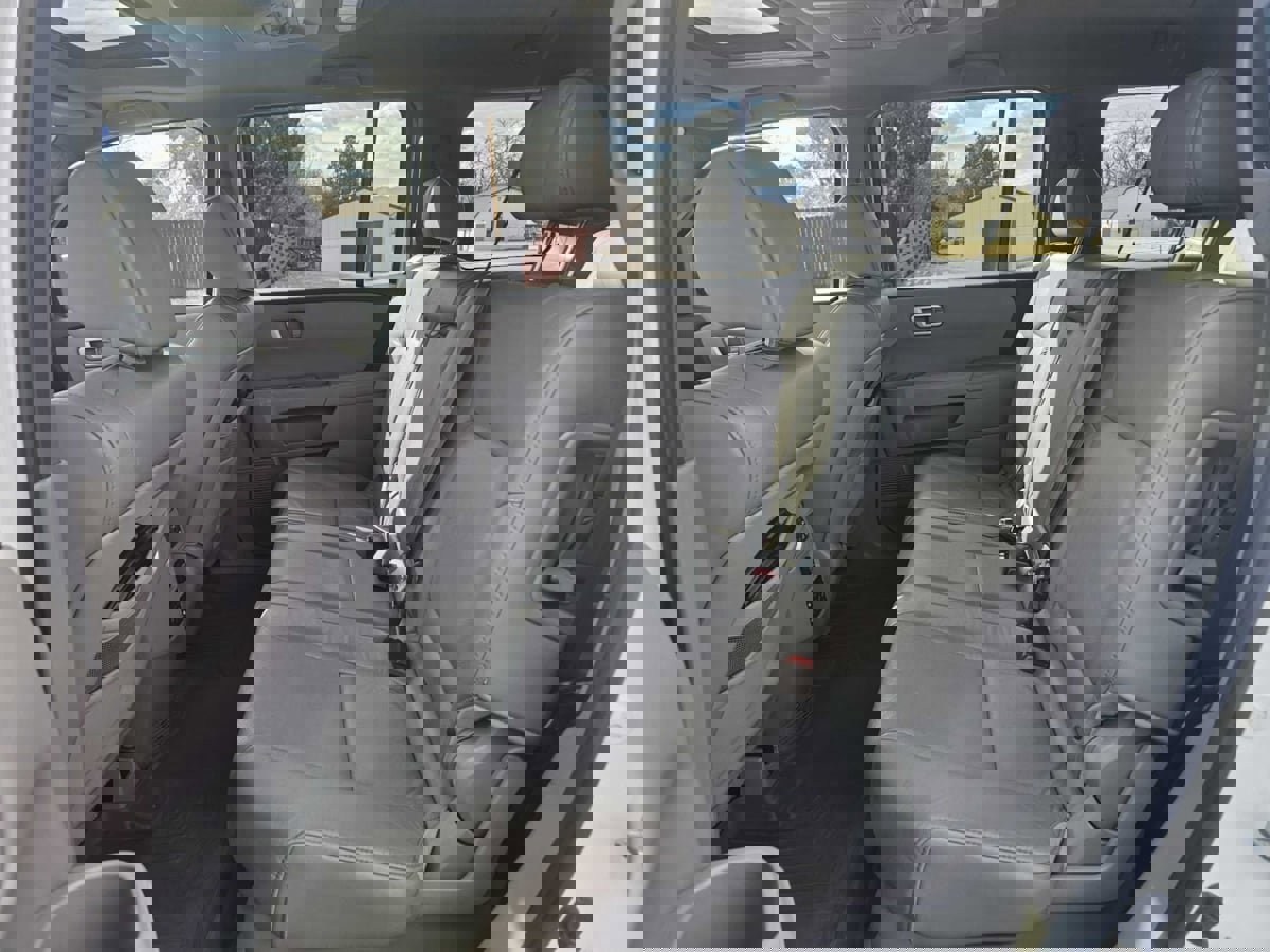 Used 2010 Honda Pilot EX-L image 23