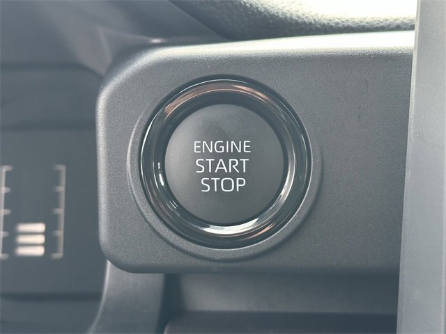 Certified 2025 Toyota Tacoma SR5 image 21