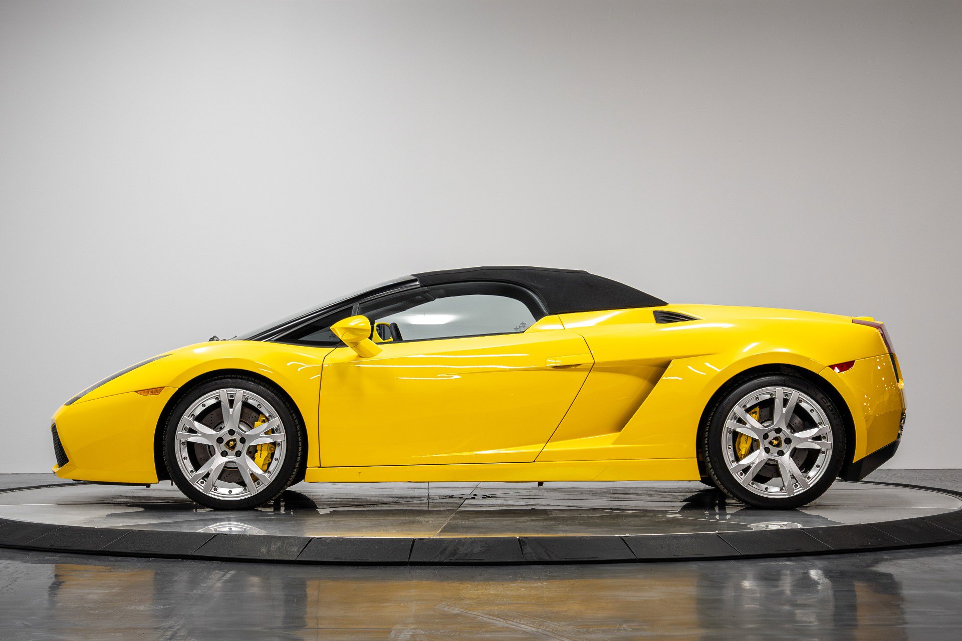 Used 2007 Lamborghini Gallardo Spyder image 27