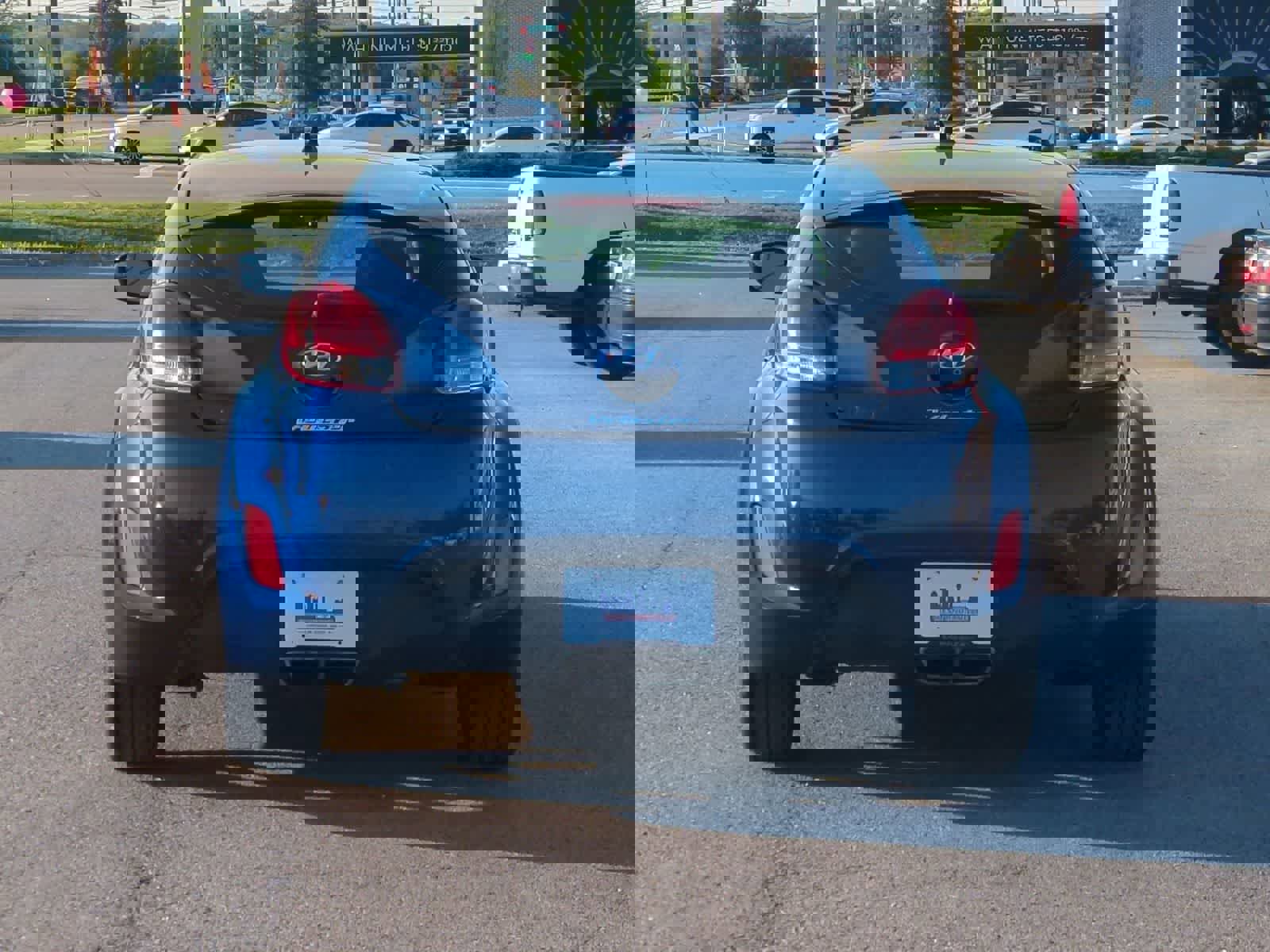 Used 2017 Hyundai Veloster image 7