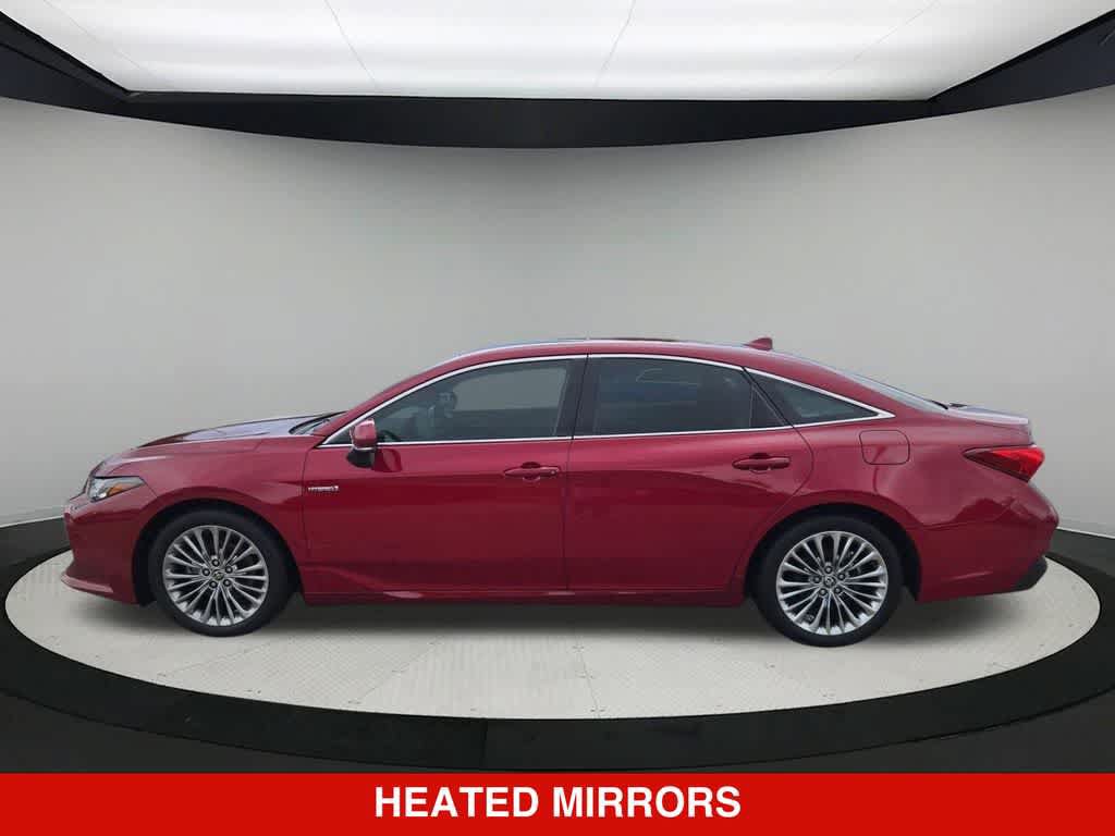 Used 2021 Toyota Avalon Limited w/ Advanced Safety Package FWD image 3