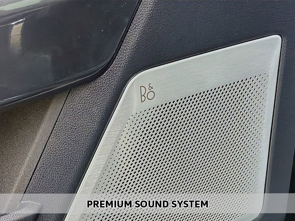 Used 2023 Ford F150 Lariat w/ Equipment Group 502A High image 5