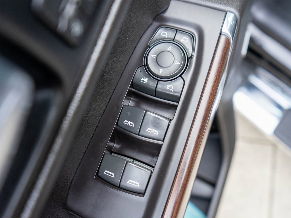 Used 2019 GMC Sierra 1500 SLT w/ SLT Premium Plus Package image 19