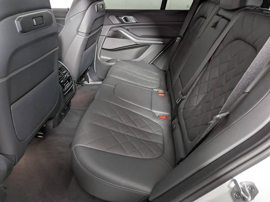 Used 2026 BMW X5 M60i image 49