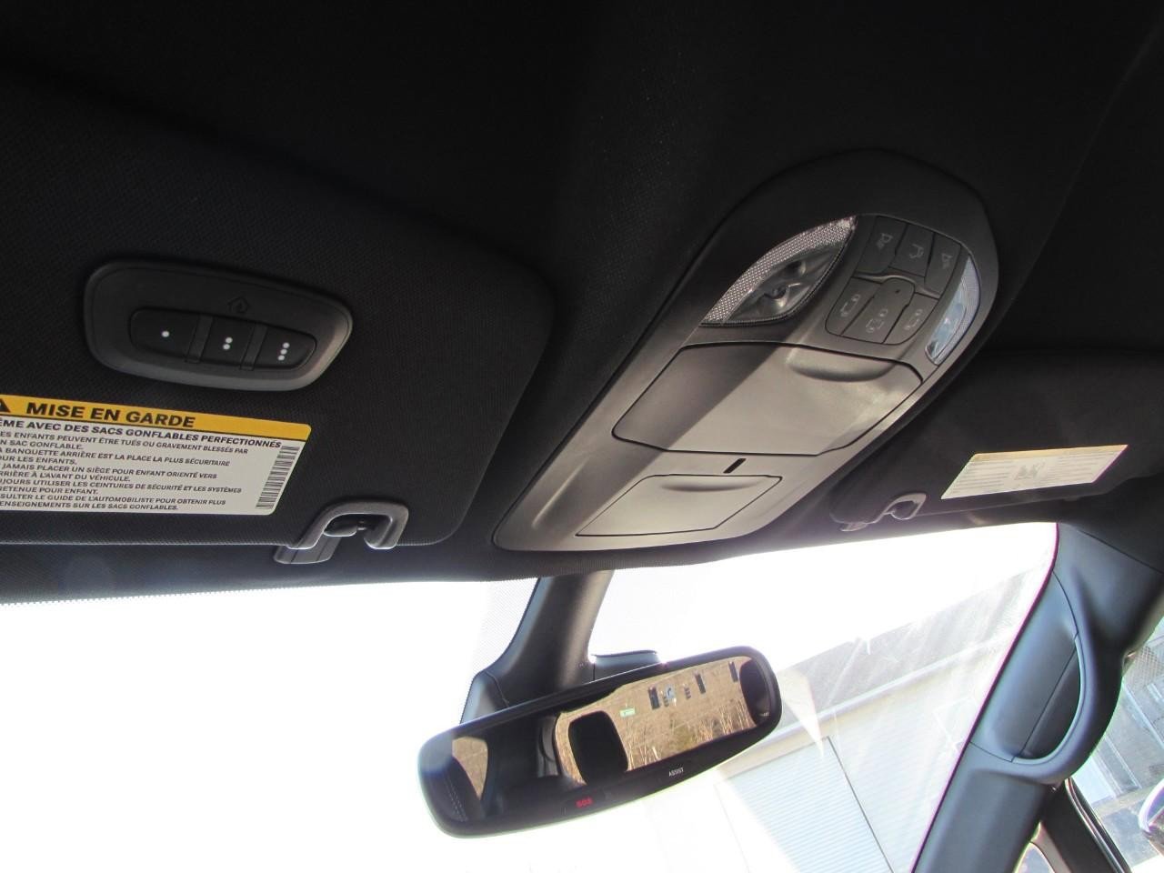 New 2026 Chrysler Pacifica Select image 18