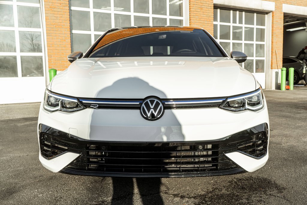 Used 2024 Volkswagen Golf R image 37