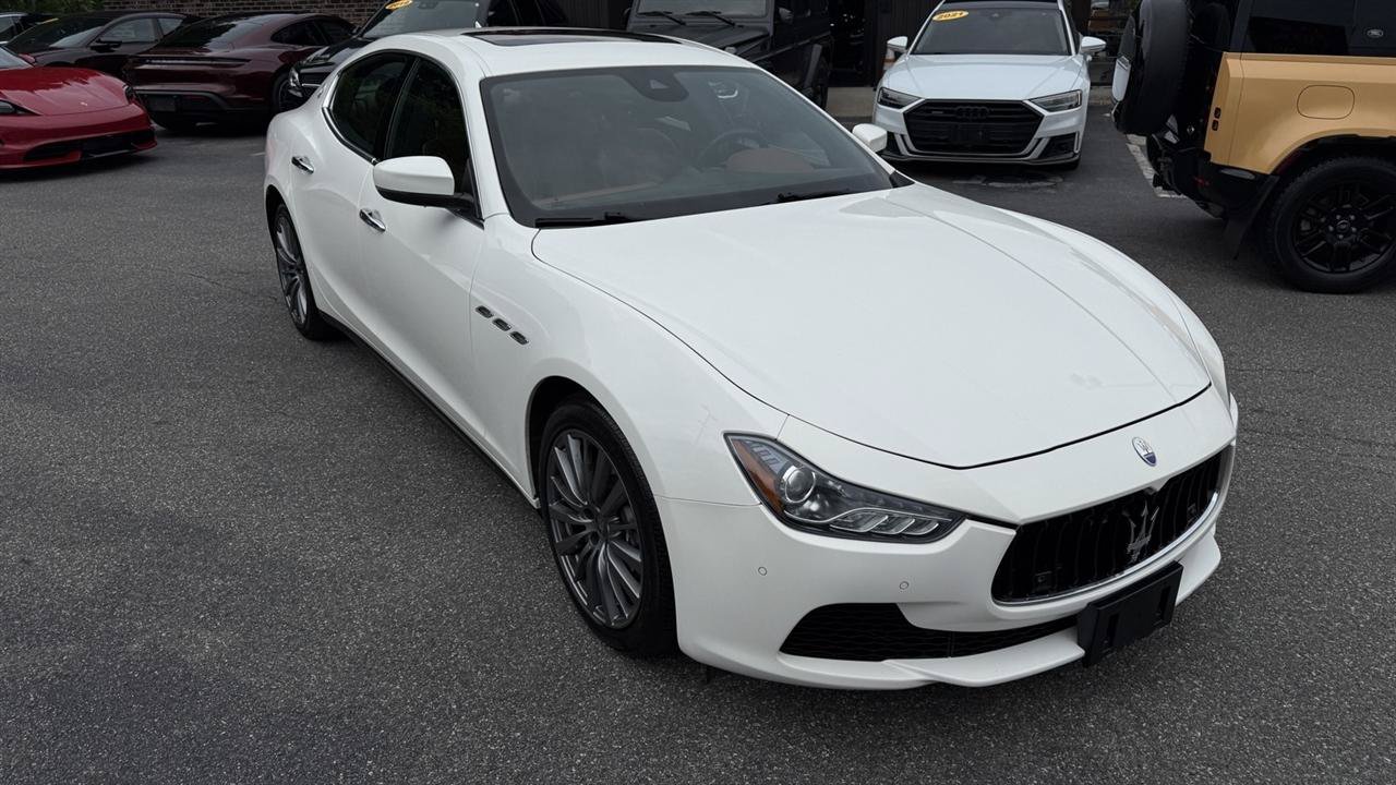 Used 2017 Maserati Ghibli S Q4 AWD/4WD image 22