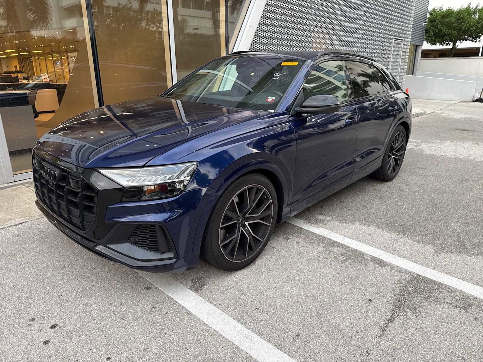 Used 2023 Audi SQ8 Premium Plus w/ Executive Package AWD/4WD image 1