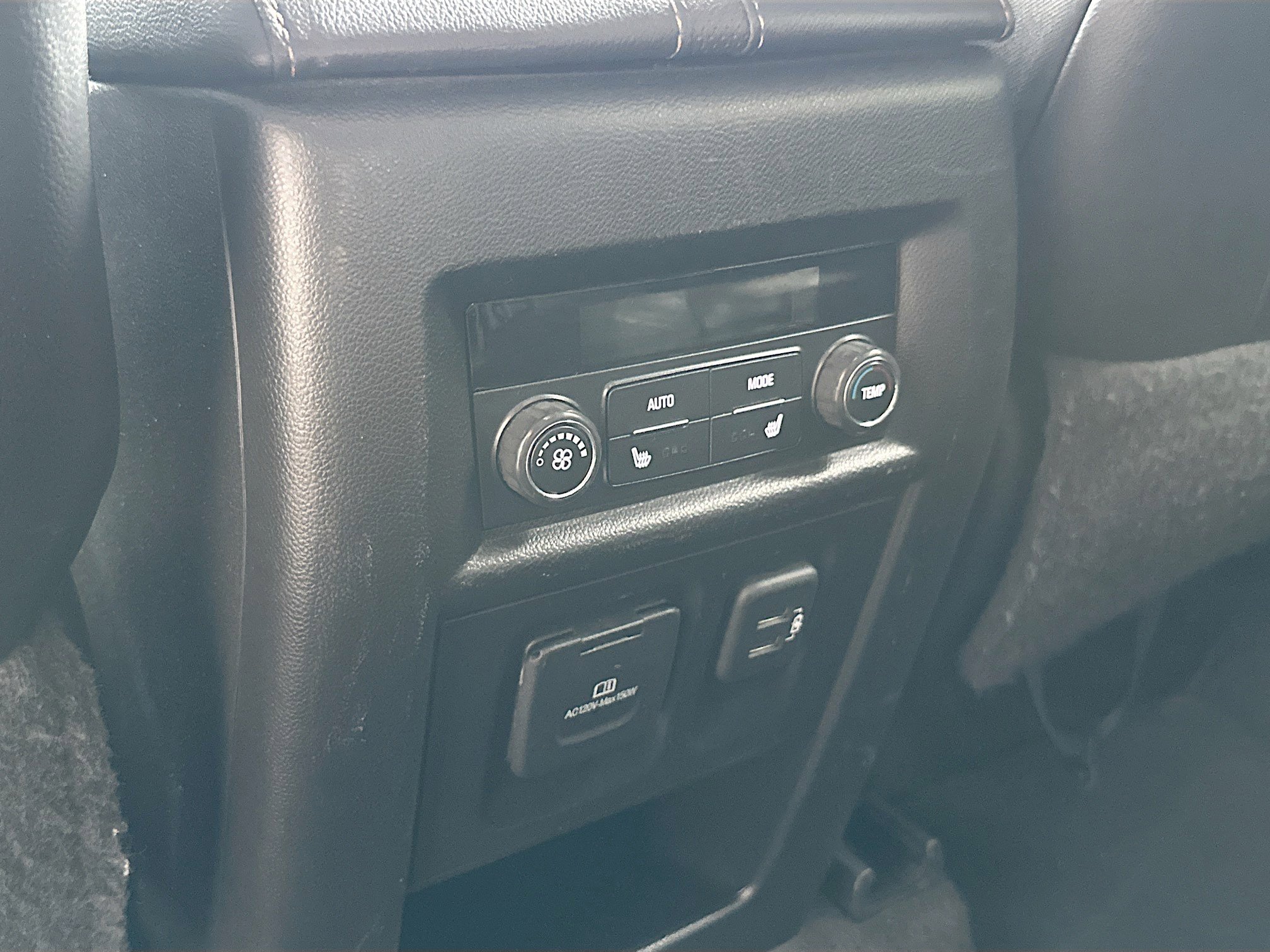 Used 2019 Chevrolet Traverse Premier w/ Driver Confidence II Package image 27