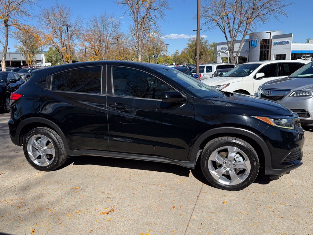 Used 2019 Honda HR-V LX image 3