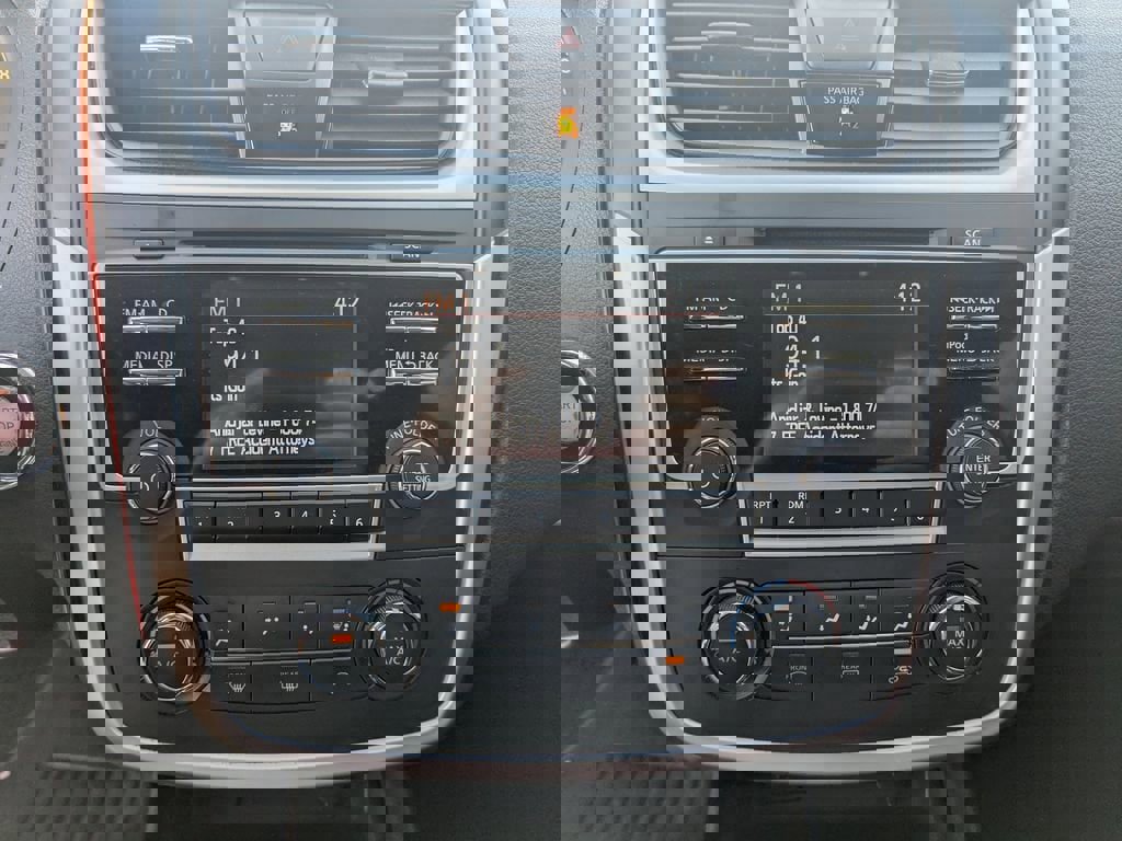 Used 2017 Nissan Altima 2.5 SR w/ Midnight Edition Package image 17