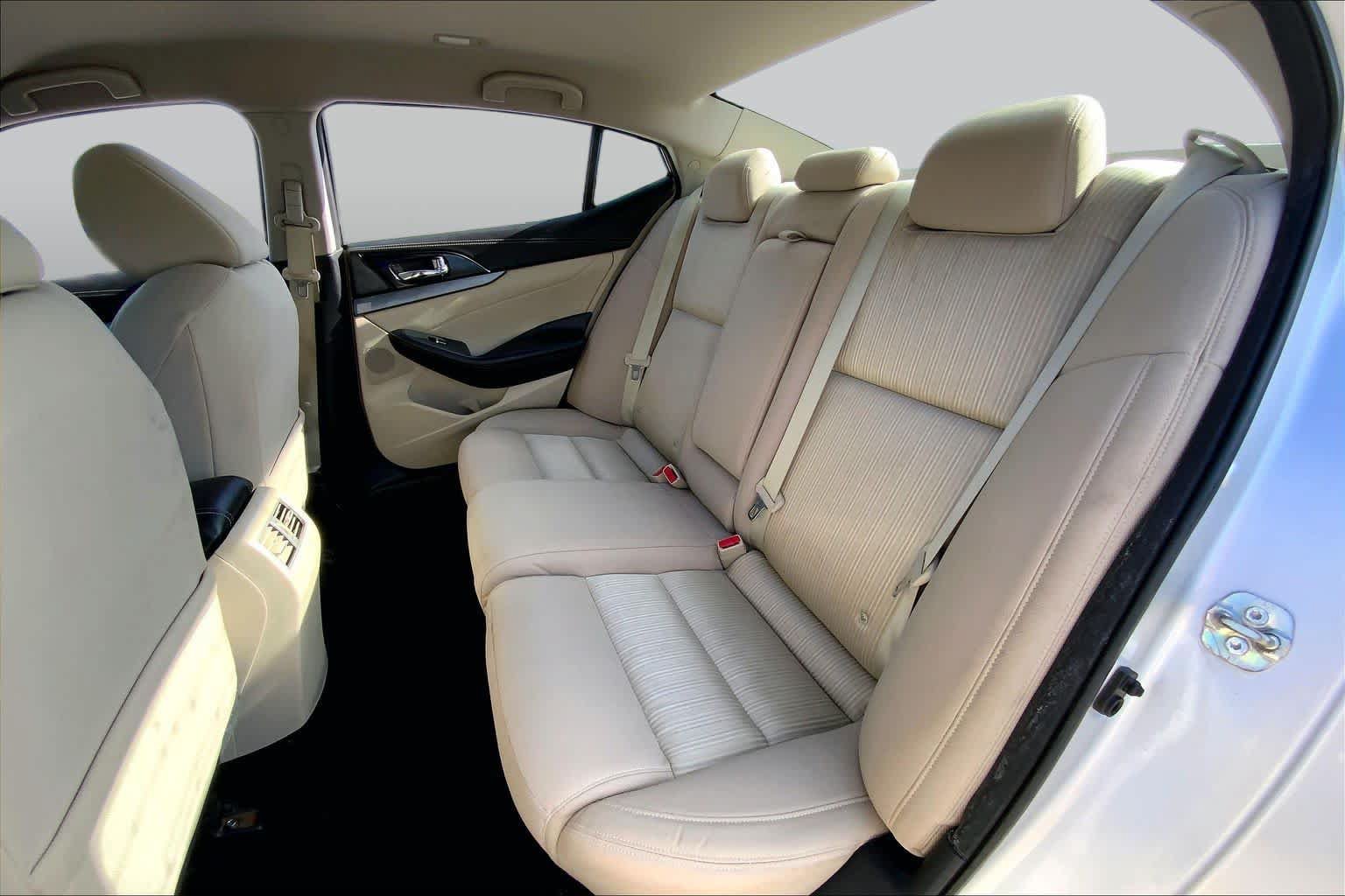 Used 2016 Nissan Maxima 3.5 S FWD image 14