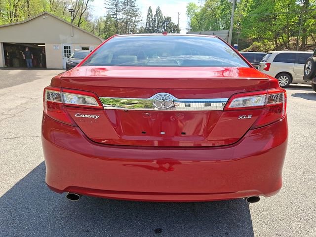 Used 2014 Toyota Camry XLE image 10