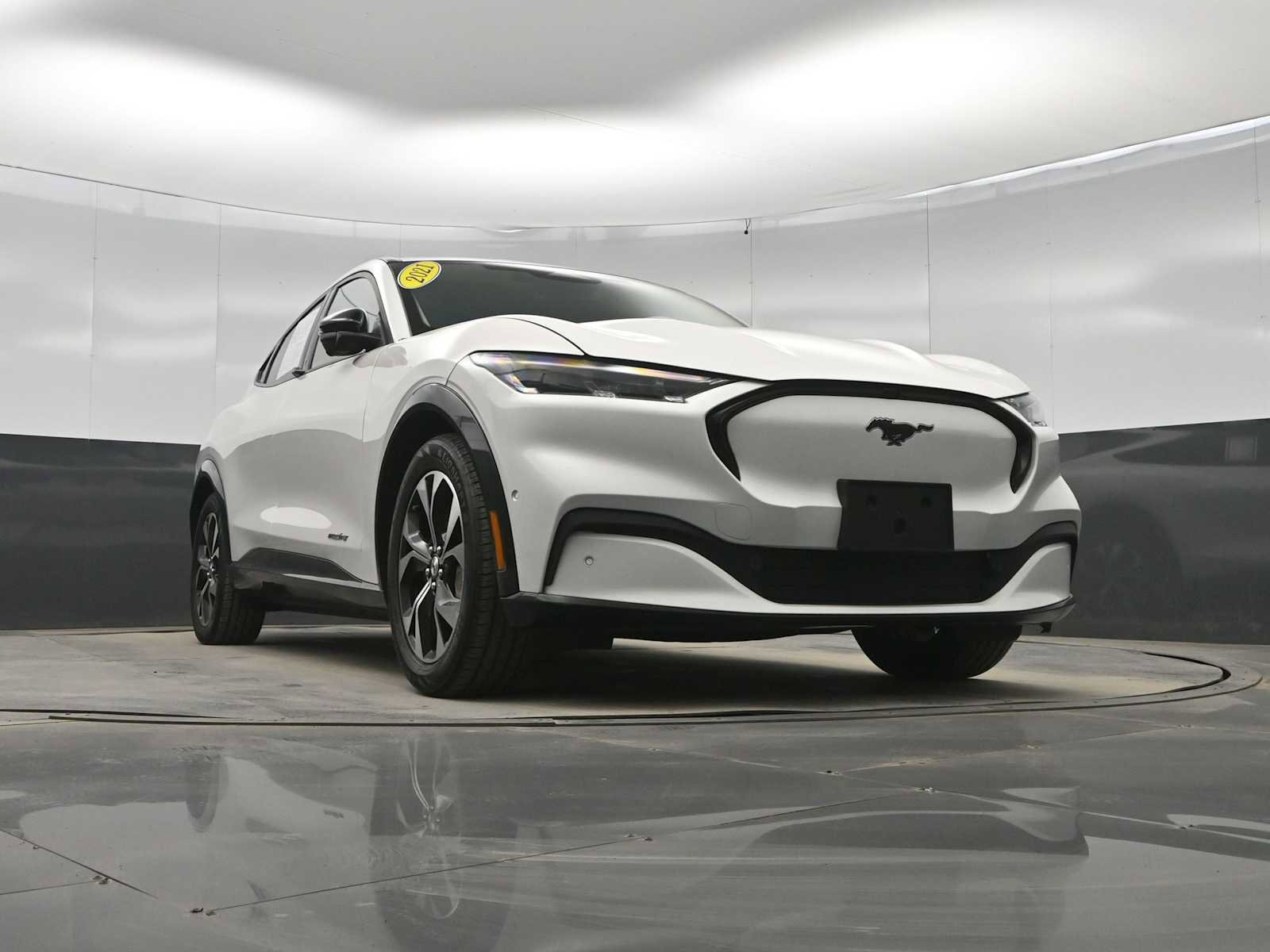 Used 2021 Ford Mustang Mach-E Premium image 27