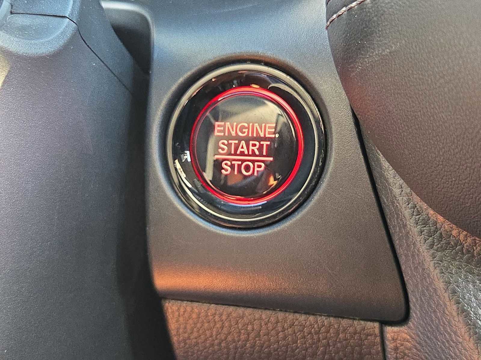 Used 2024 Honda HR-V EX-L image 36