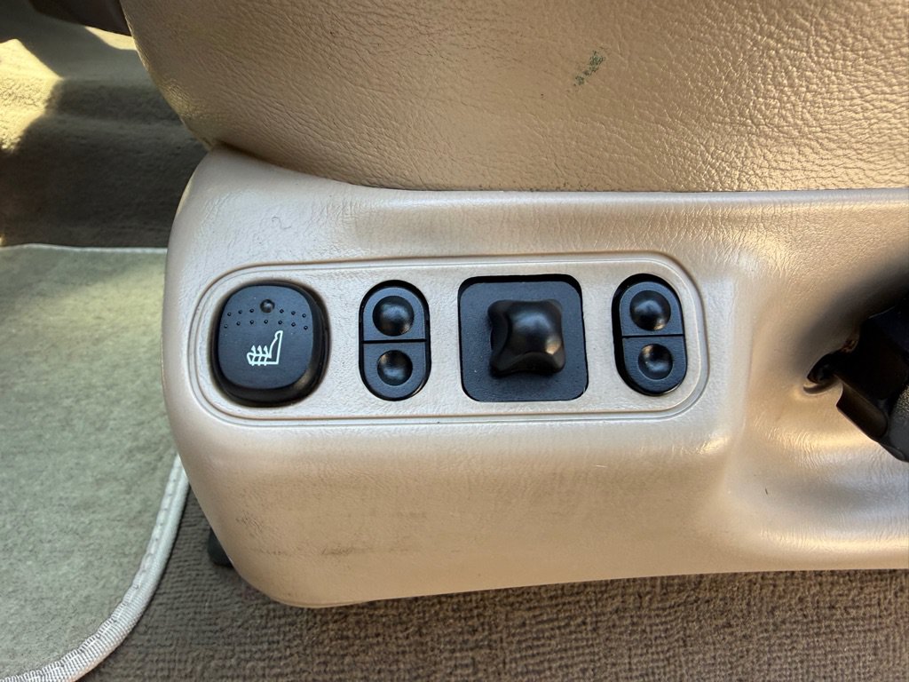 Used 2004 Ford F350 4x4 Crew Cab Super Duty image 17