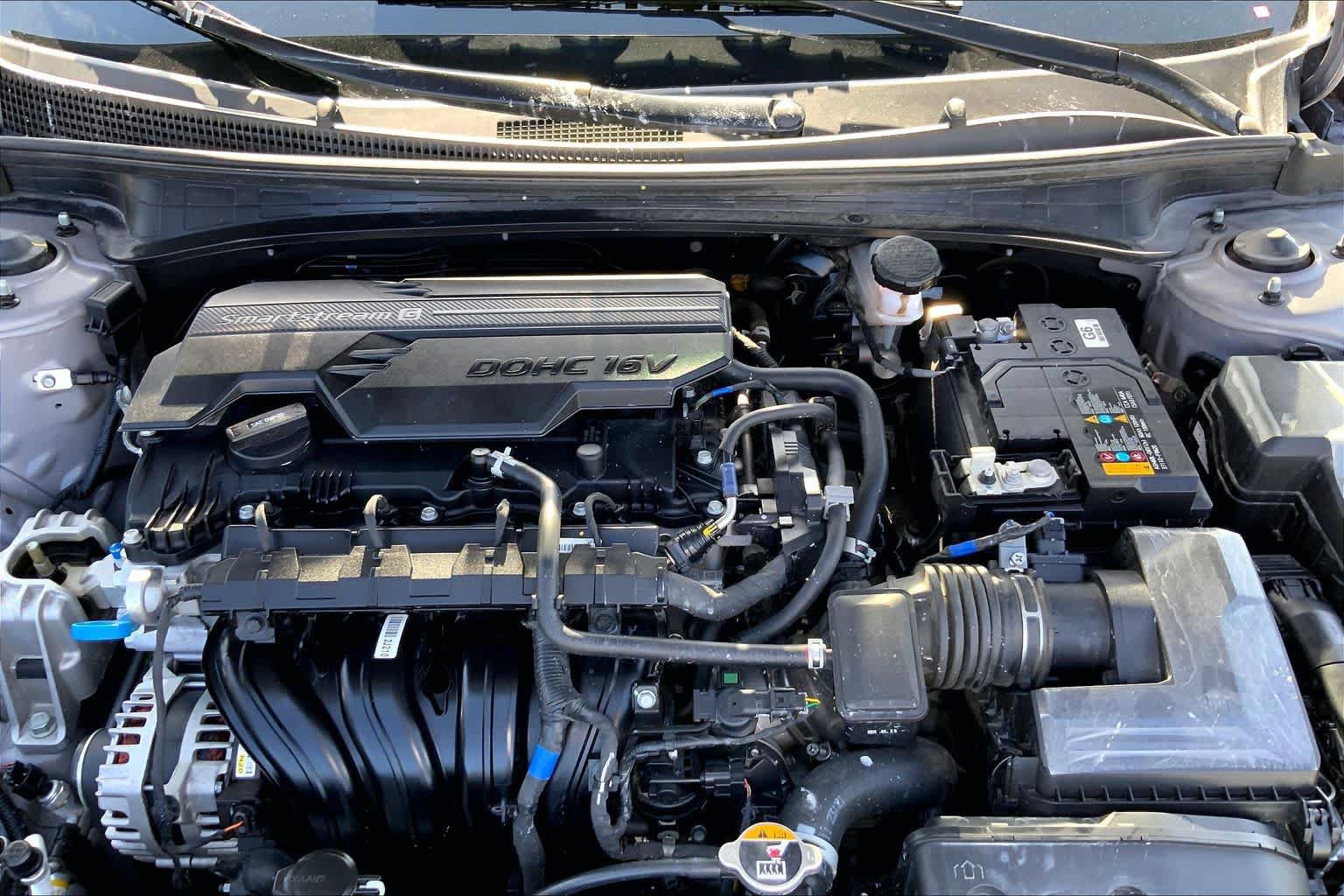 Used 2025 Hyundai Elantra Sport FWD image 27