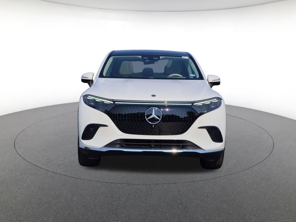 Used 2023 Mercedes-Benz EQS 450+ SUV image 2