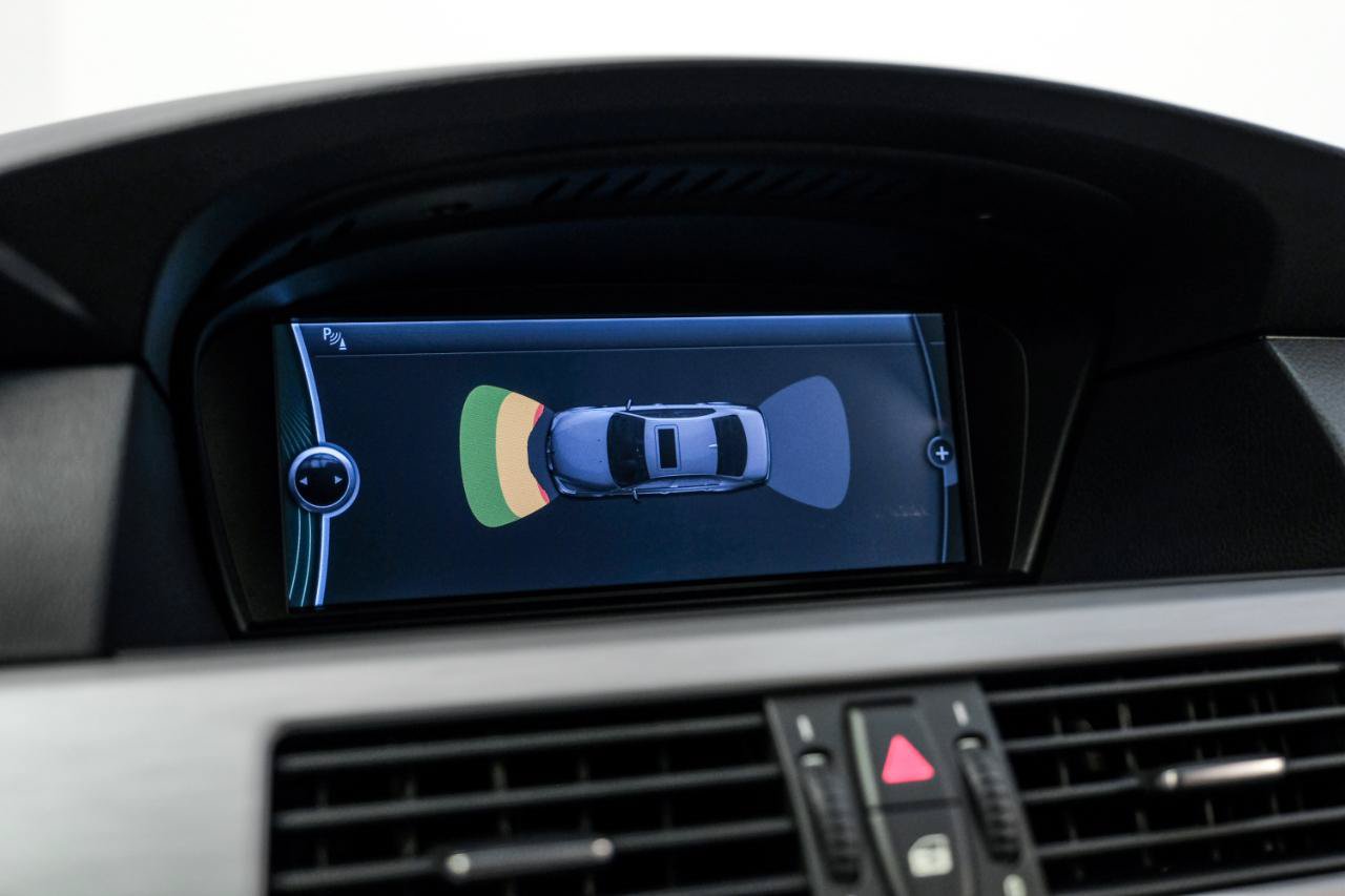 Used 2010 BMW M5 RWD image 23