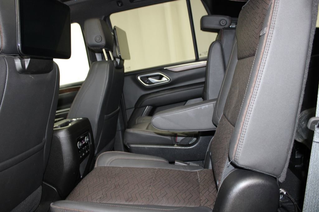 Used 2024 Chevrolet Tahoe High Country image 18