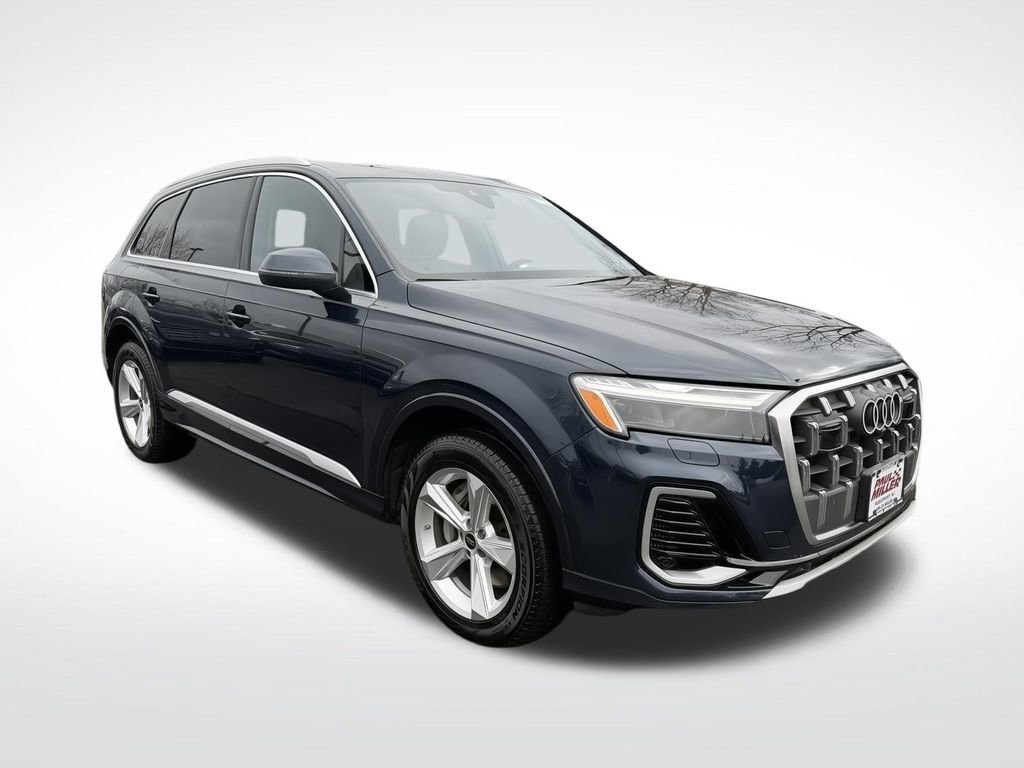 Used 2025 Audi Q7 3.0T Premium image 3