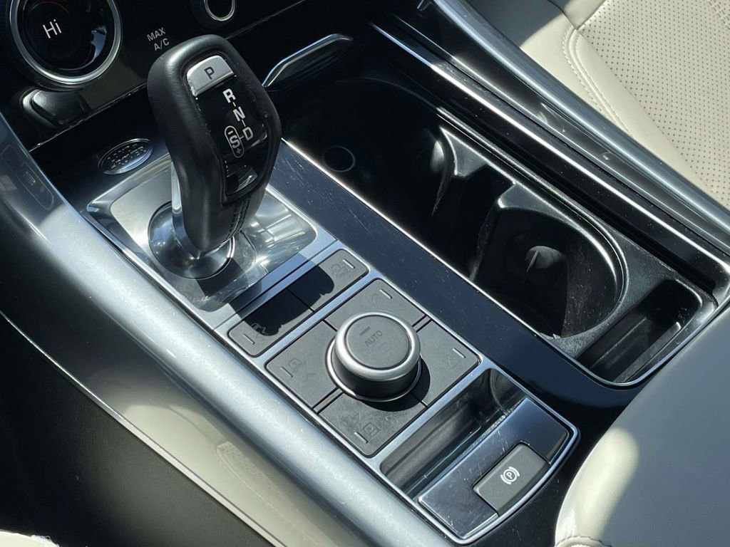 Used 2021 Land Rover Range Rover Sport HSE Dynamic image 24