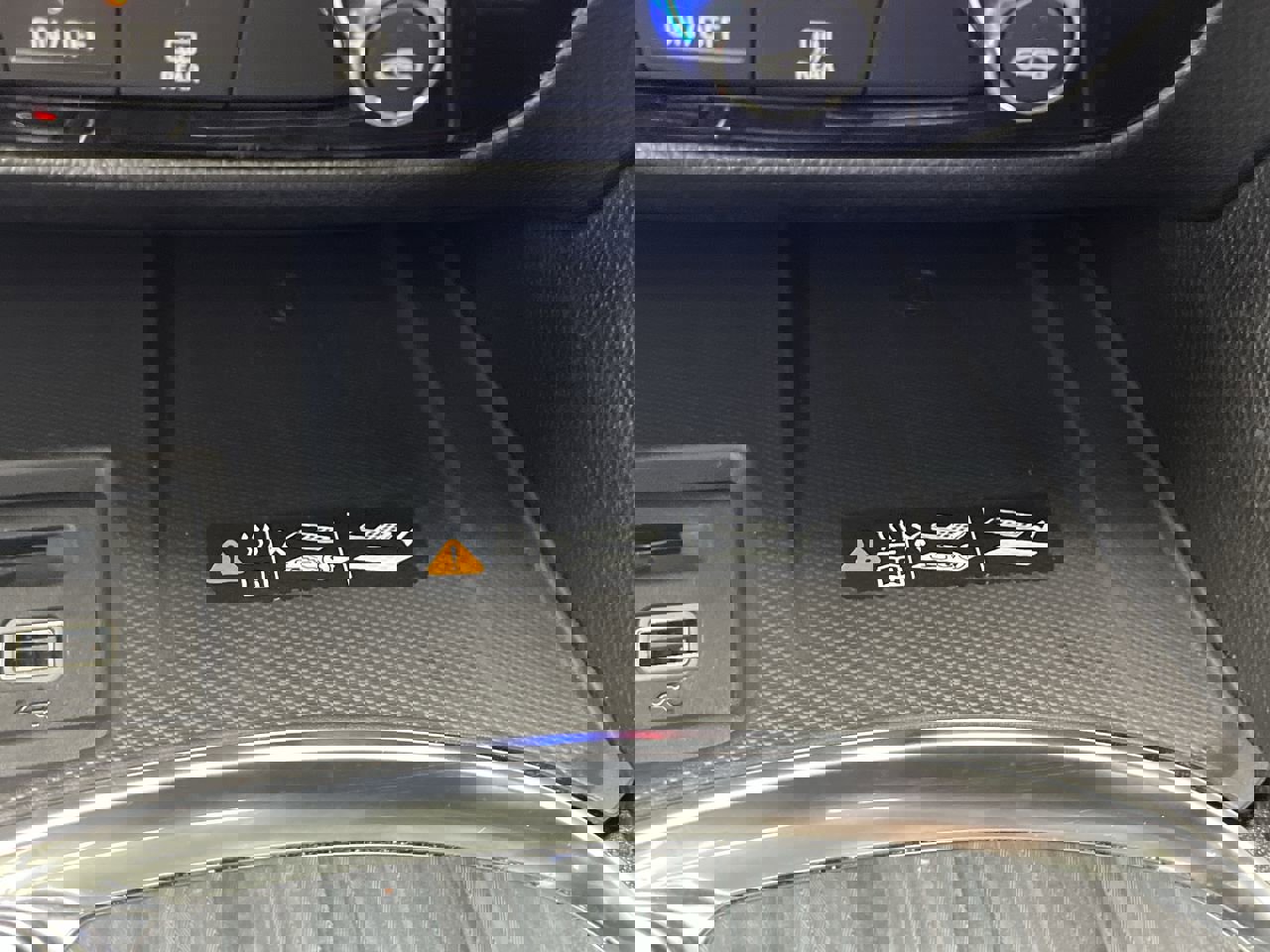 Certified 2024 Buick Enclave Essence w/ Experience Buick Package image 27