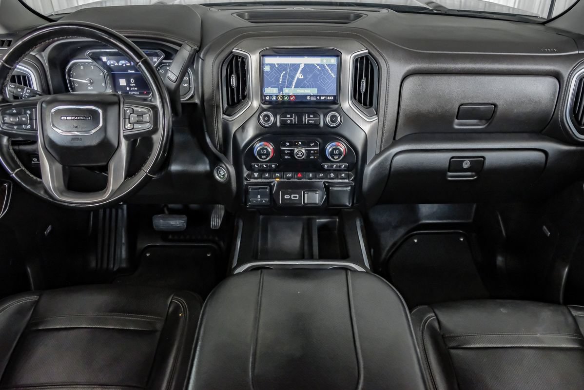 Used 2023 GMC Sierra 2500 Denali w/ Denali Black Diamond Edition AWD/4WD image 13