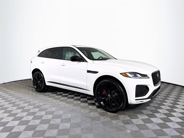New 2026 Jaguar F-PACE R-Dynamic S image 3