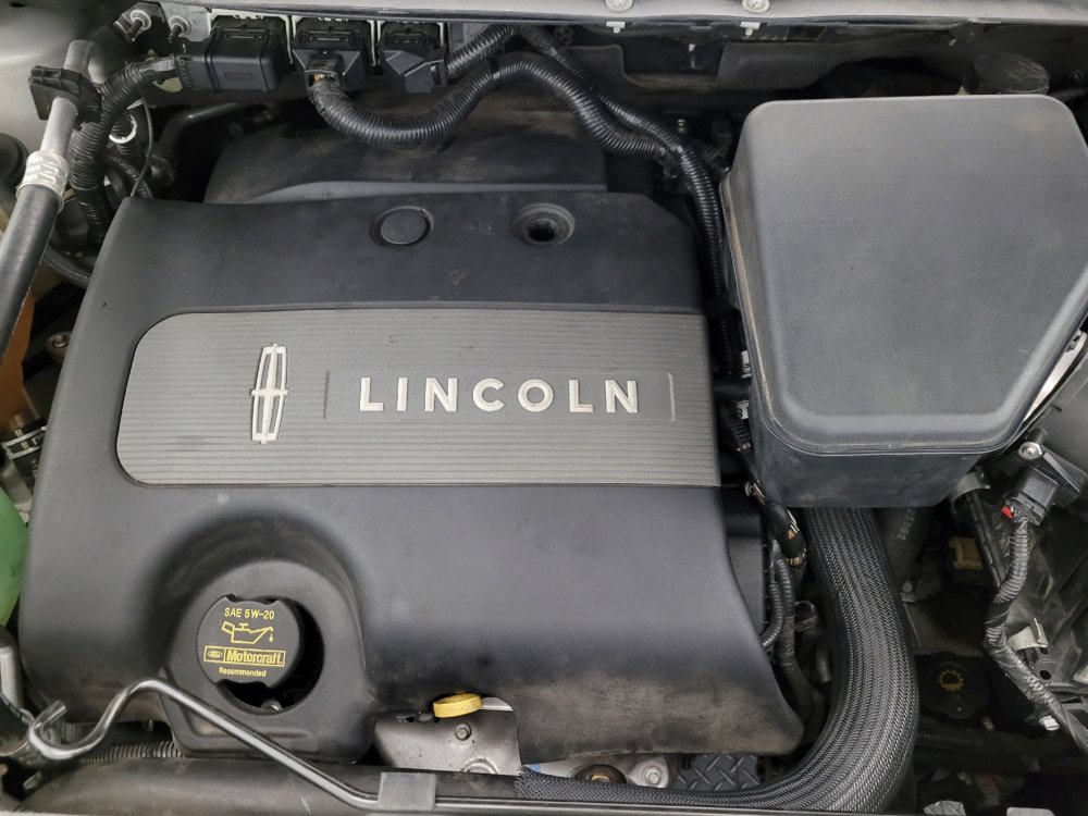 Used 2013 Lincoln MKX FWD image 30