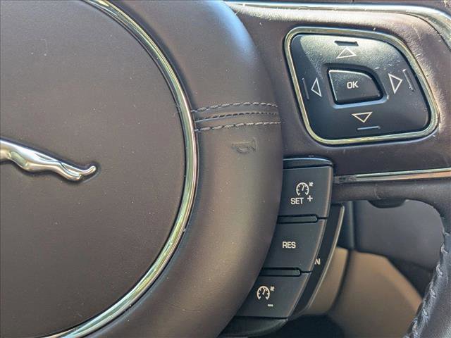 Used 2015 Jaguar XJ L Portfolio image 12