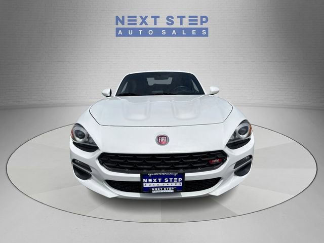 Used 2017 FIAT 124 Spider Classica RWD image 2