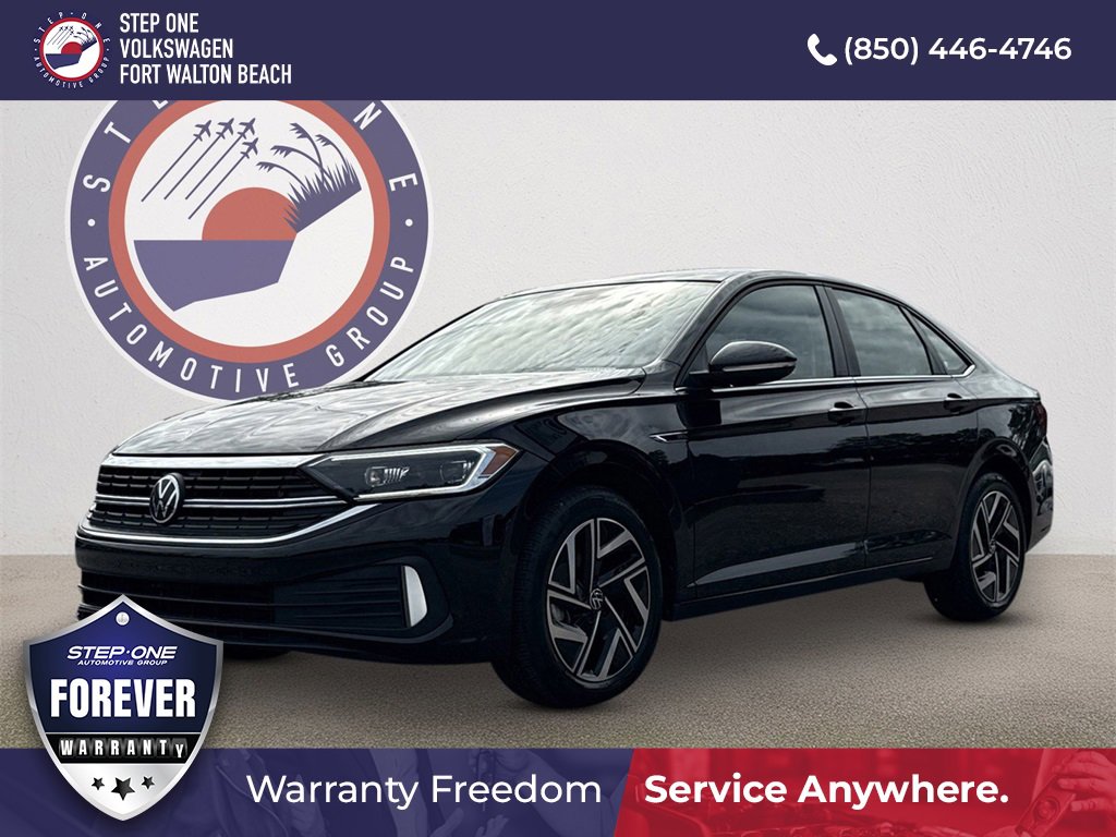 Used 2024 Volkswagen Jetta SEL image 1