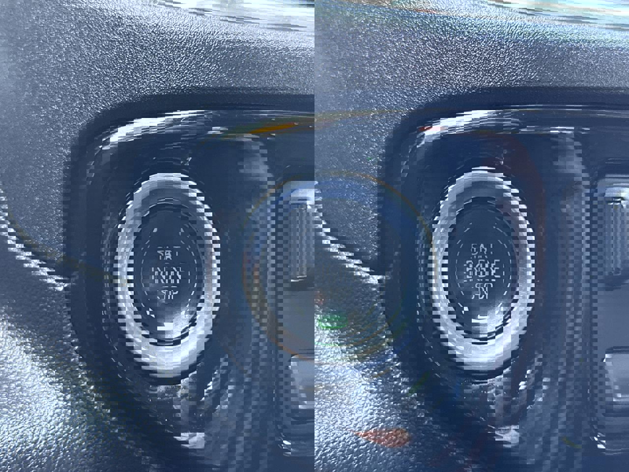 Used 2024 Chevrolet Silverado 1500 LTZ w/ LTZ Premium Package image 16