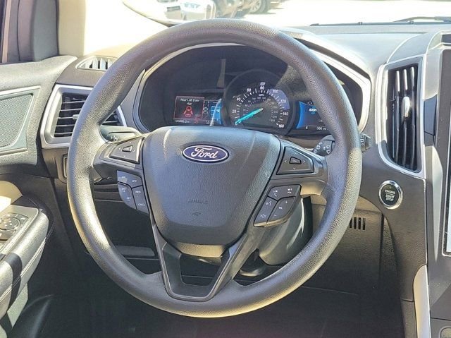 Certified 2024 Ford Edge SE image 18
