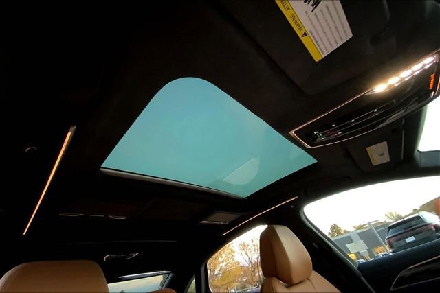 Used 2022 Audi S8 image 32