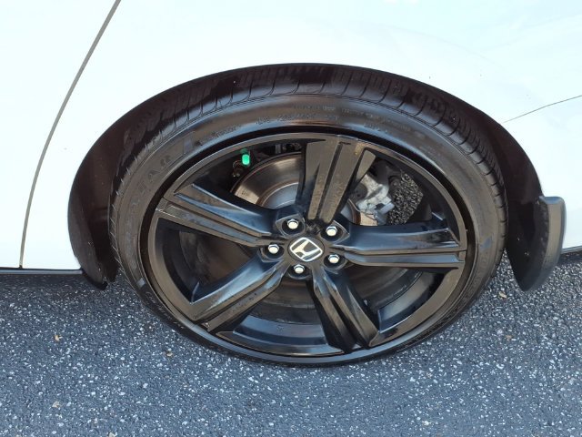Used 2024 Honda Accord Sport image 11