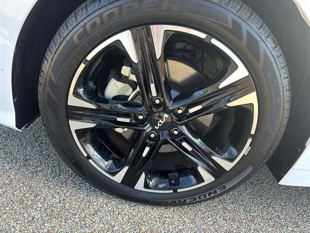 Used 2024 Kia K5 GT-Line w/ GT-Line Premium Package image 9