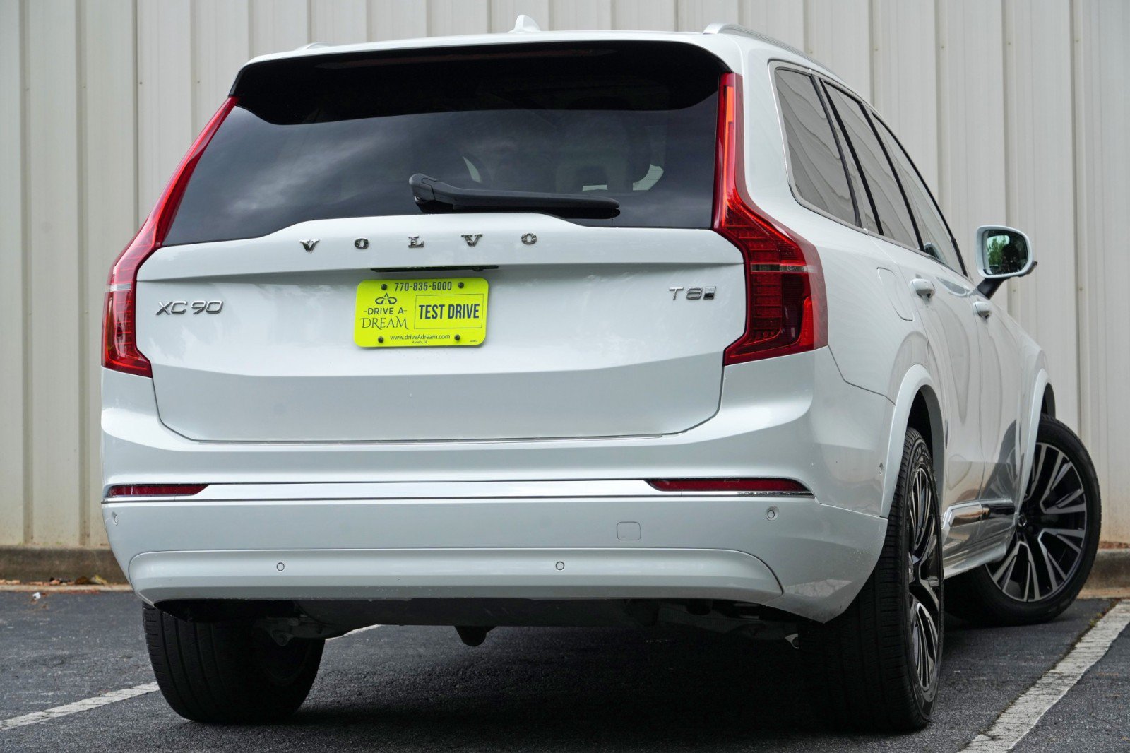 Used 2025 Volvo XC90 T8 Plus AWD/4WD image 5