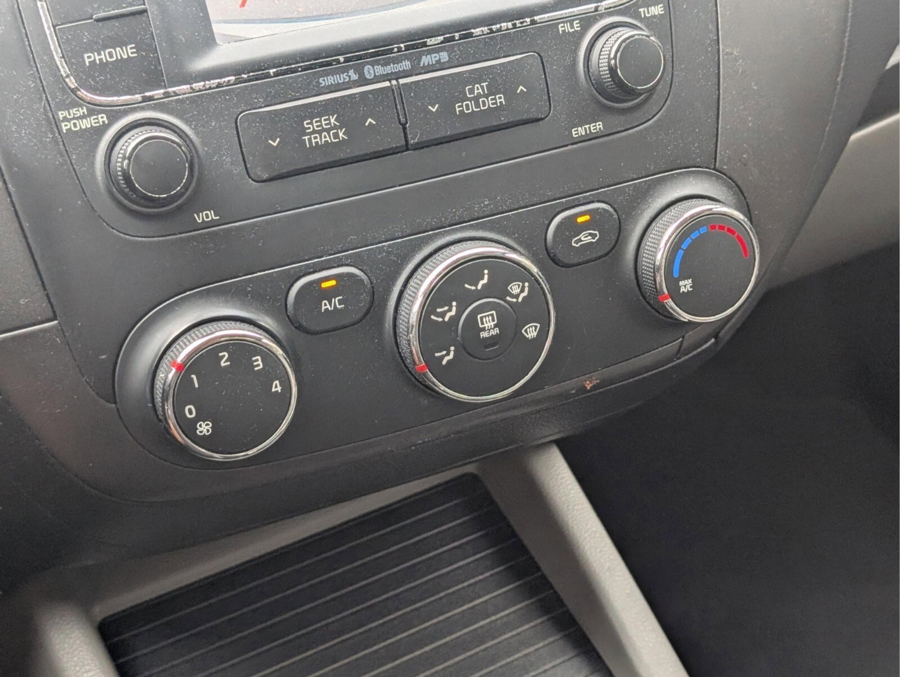 Used 2016 Kia Forte LX w/ LX Popular Plus Package image 18