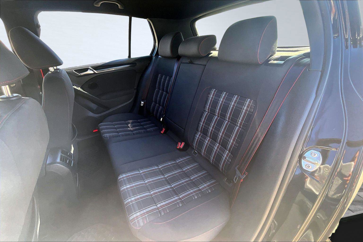 Used 2014 Volkswagen GTI Wolfsburg Edition image 25