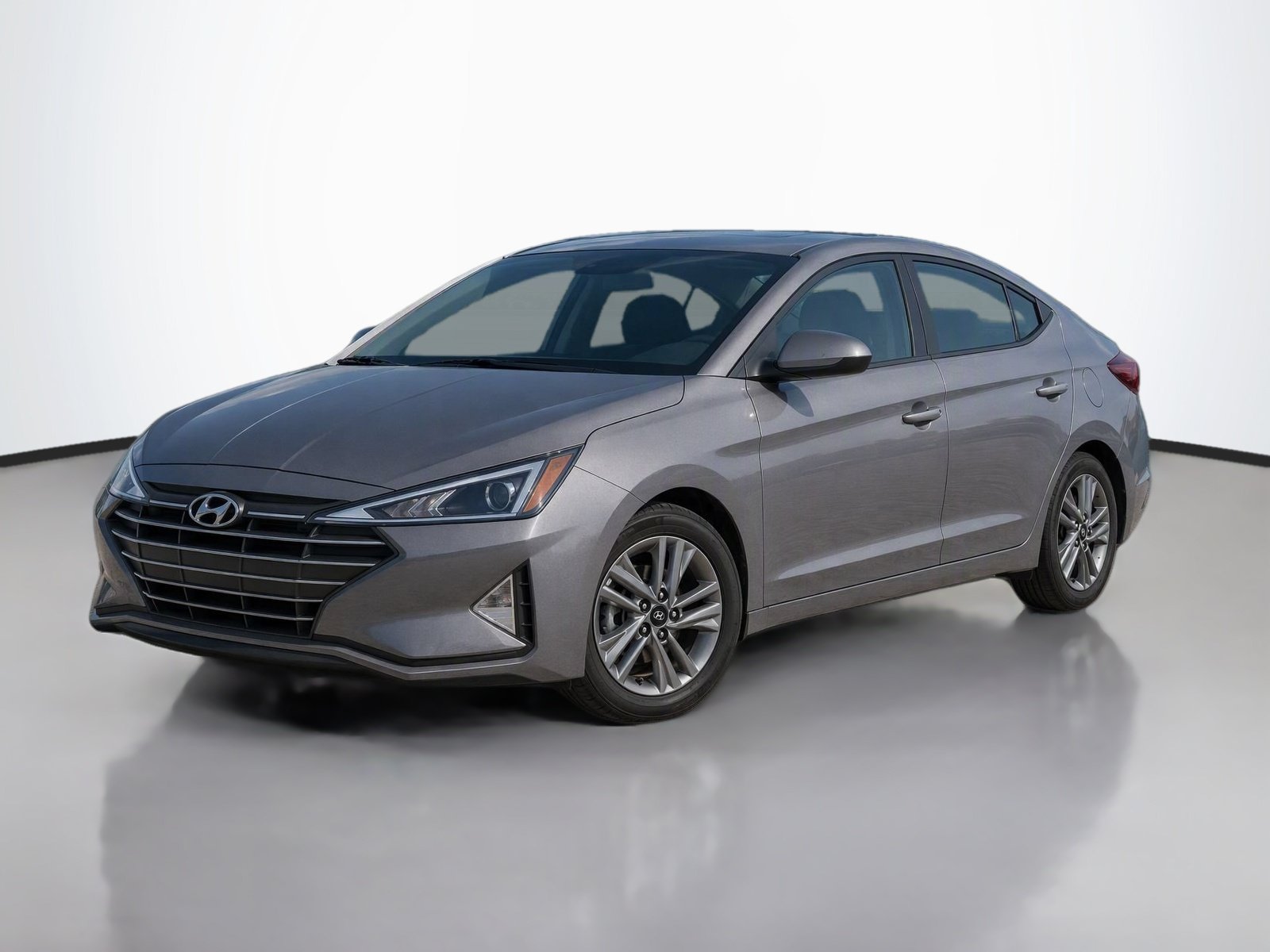 Used 2020 Hyundai Elantra SEL FWD image 2