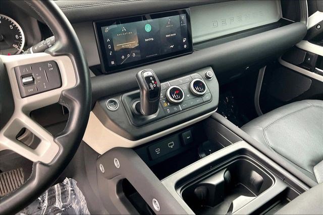 Certified 2023 Land Rover Defender 90 S image 17