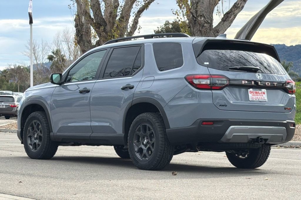 New 2026 Honda Pilot TrailSport image 6