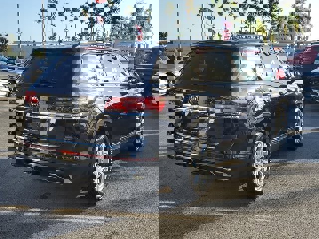 Used 2023 Volkswagen Atlas SE image 7