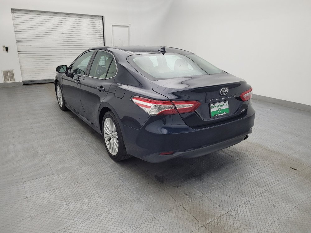 Used 2020 Toyota Camry XLE image 5