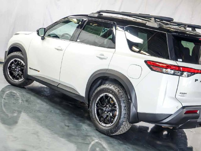 Used 2023 Nissan Pathfinder Rock Creek AWD/4WD image 11