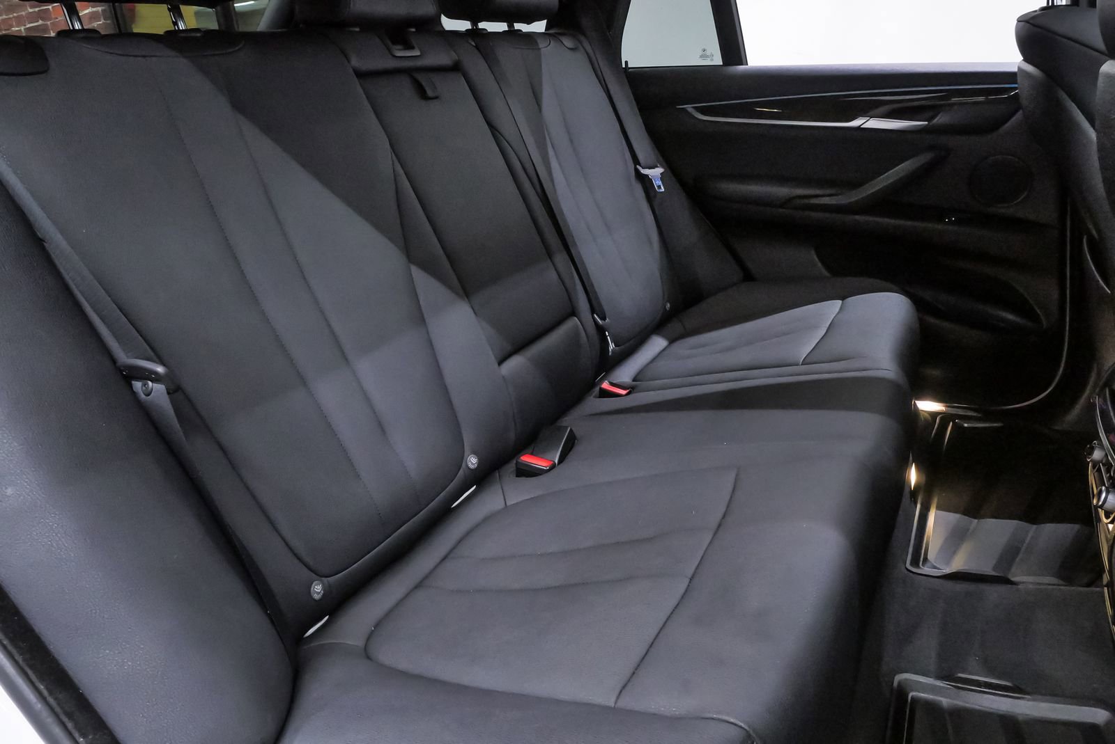 Used 2018 BMW X5 sDrive35i w/ M Sport Package image 12