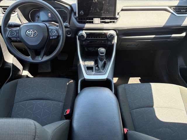 Used 2025 Toyota RAV4 XLE AWD/4WD image 10