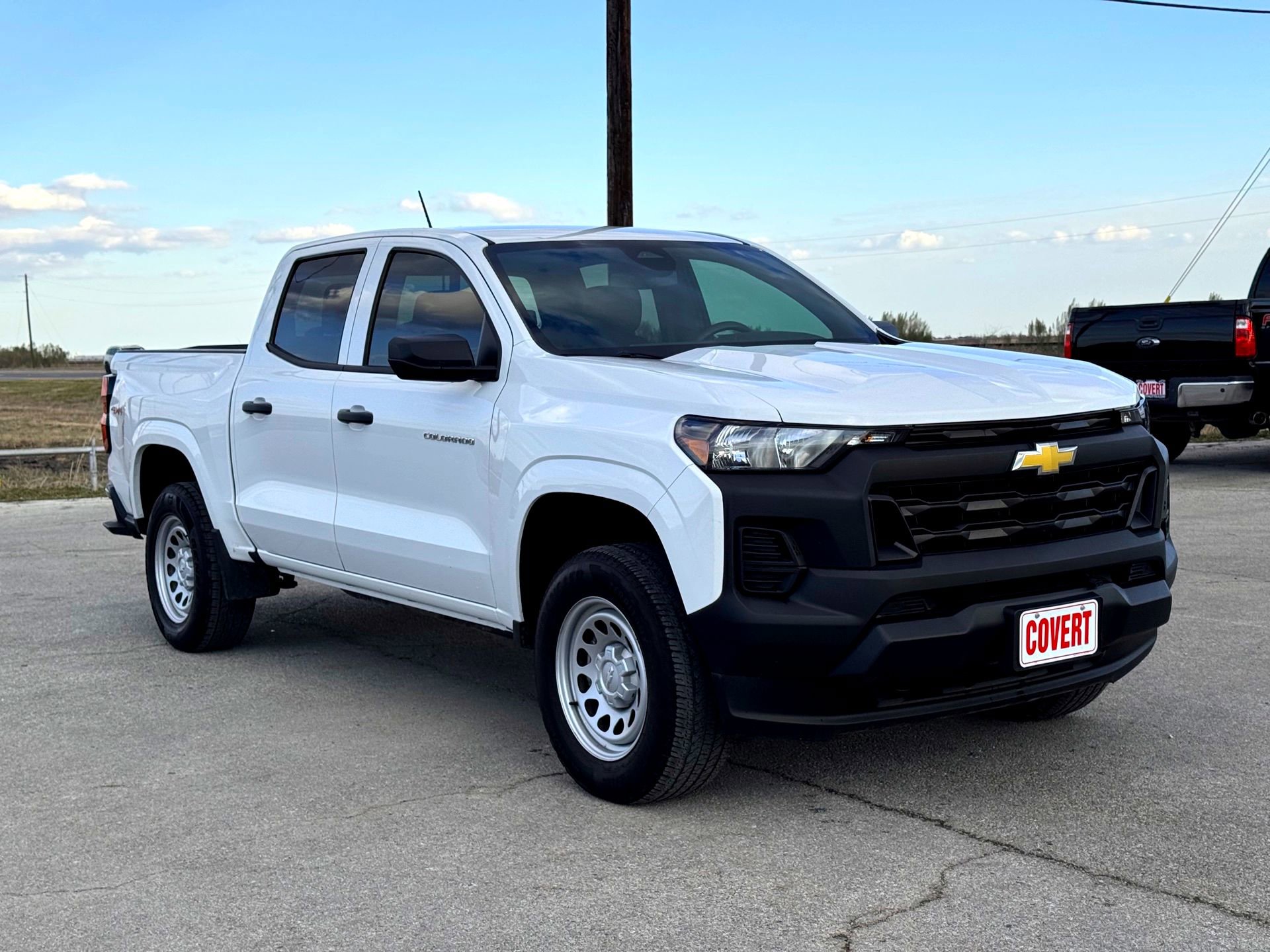 Used 2024 Chevrolet Colorado W/T w/ WT Convenience Package image 4